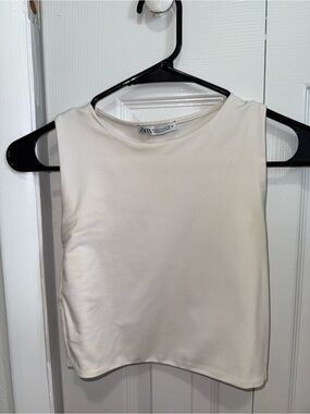 ZARA Cream Minimal Crewneck Tank